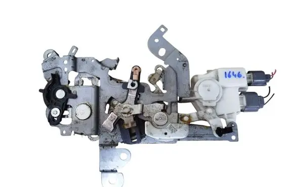 Mazda 5 Rear door lock 