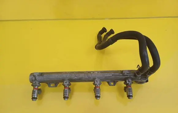 Volkswagen Golf IV Fuel main line pipe 036133319
