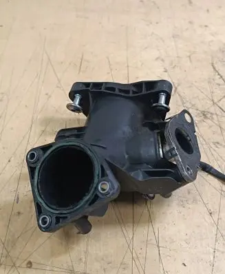 BMW 5 F10 F11 Intake manifold 780799106 7807991 12032211595