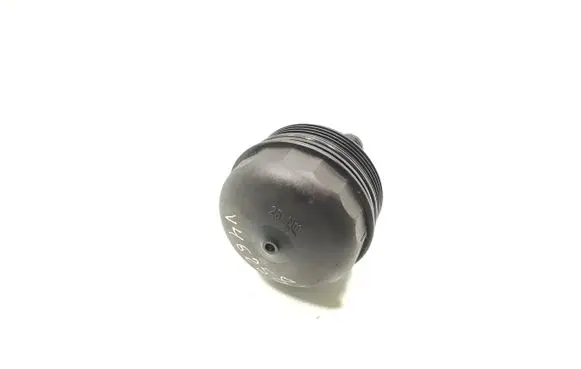 BMW 3 E90 E91 Oil filter cover 7508968