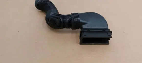 Cabin air duct channel