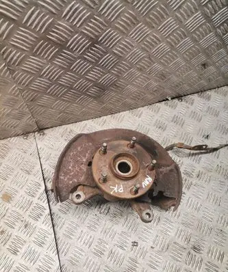 Toyota RAV 4 (XA20) Front wheel hub spindle knuckle