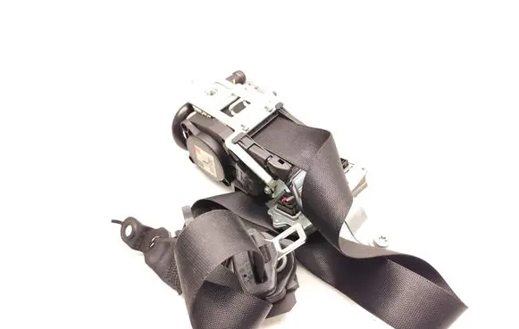 Mercedes-Benz E W212 Front seatbelt A2128606585 610035800D 7426000903