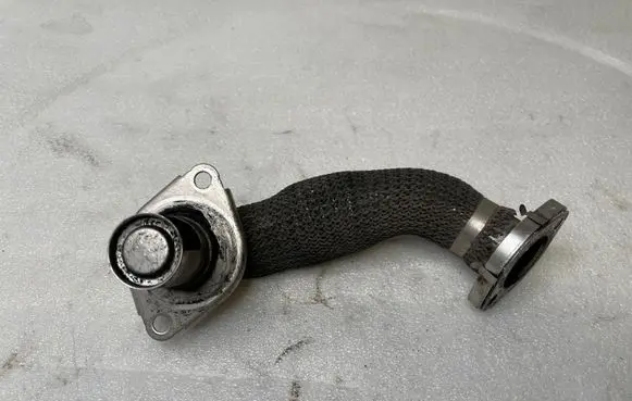Volkswagen Touareg III EGR valve line/pipe/hose 059131530