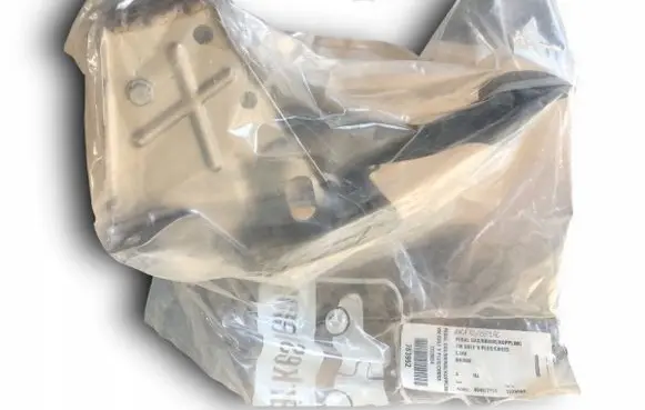 Volkswagen Golf Plus Brake pedal 1K1721057AL