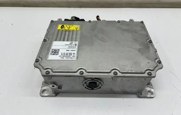 Mercedes-Benz CLA C118 X118 Voltage converter inverter A0009008926