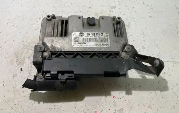Volkswagen PASSAT B7 Engine control unit/module 07K906055CR
