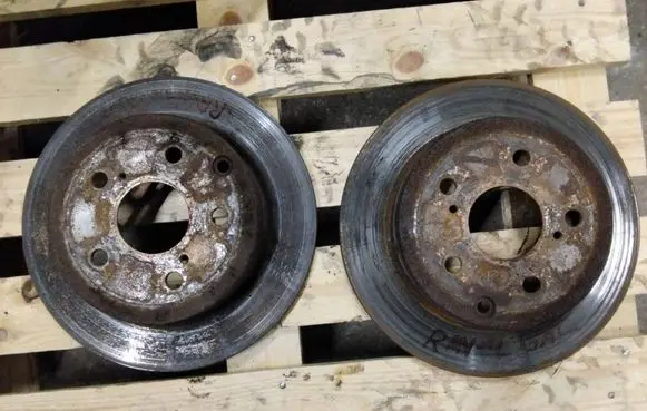 Toyota RAV 4 (XA30) Rear brake disc 