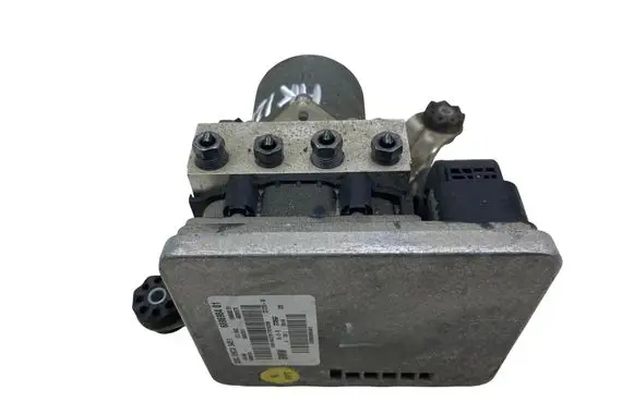 BMW 5 G30 G31 G38 ABS Pump 6896984