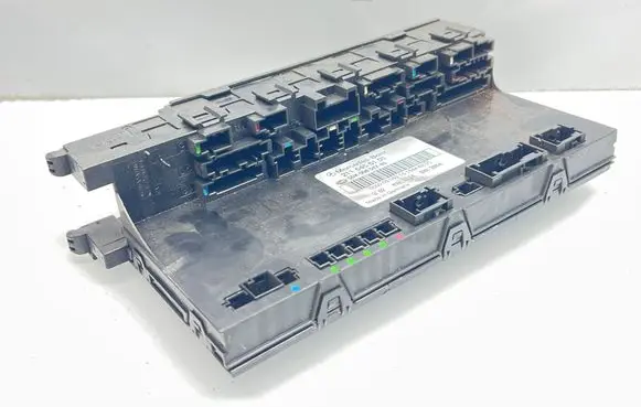 Mercedes-Benz E W211 Fuse module 2115455101 5DK00804745