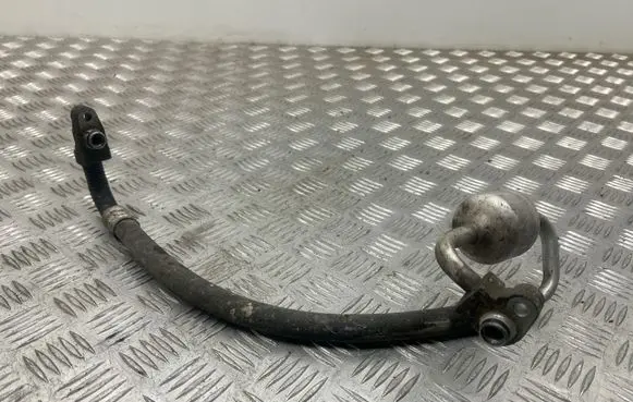 Toyota Prius+ (ZVW40) Air conditioning (A/C) pipe/hose 