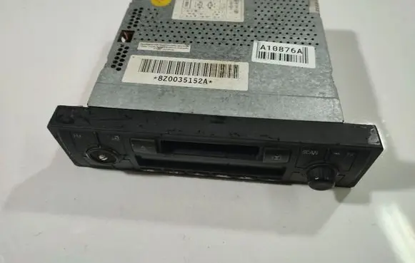 Audi A2 Radio/CD/DVD/GPS head unit 01010303675040