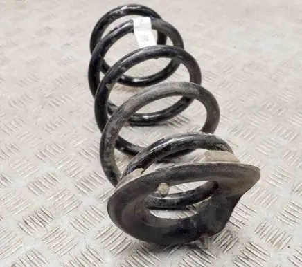 Tesla Model 3 Rear coil spring 104447204A