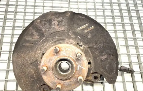 Front wheel hub spindle knuckle