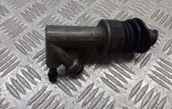 Mazda 5 Clutch release bearing slave cylinder 