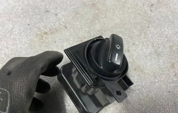 Mercedes-Benz A W169 Light switch 169541004