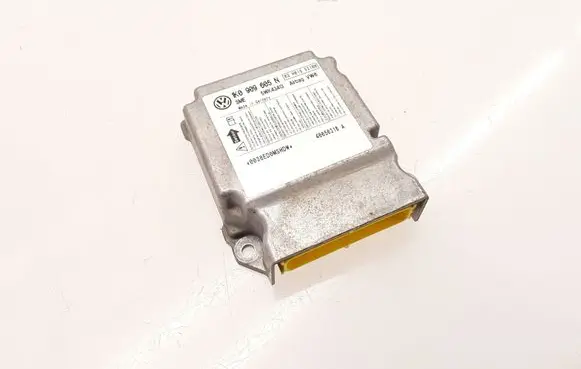 Volkswagen Golf V Airbag control unit/module 1K0909605N