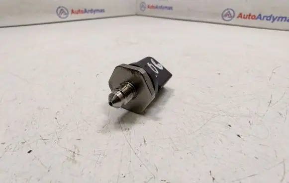Fuel pressure sensor