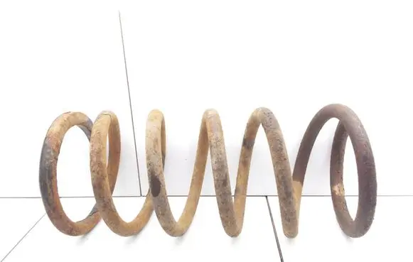 Toyota Previa (XR30, XR40) II Rear coil spring 