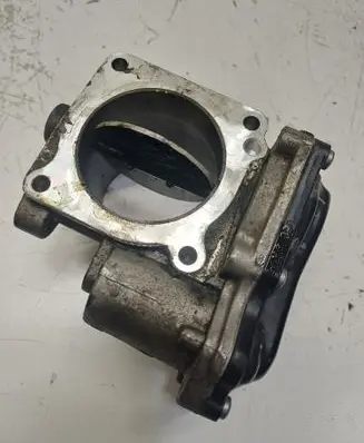 Renault Master III Throttle valve H8201353976