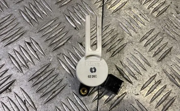 Clutch pedal sensor