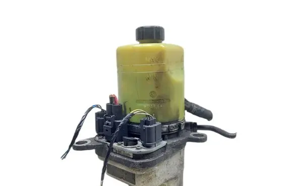 Ford Focus Power steering pump 104-0085-011-094F