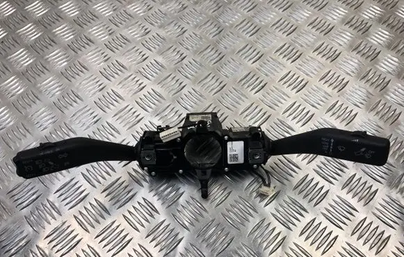Volkswagen Jetta VI Indicator stalk 1K5953502K 1K5953521AK