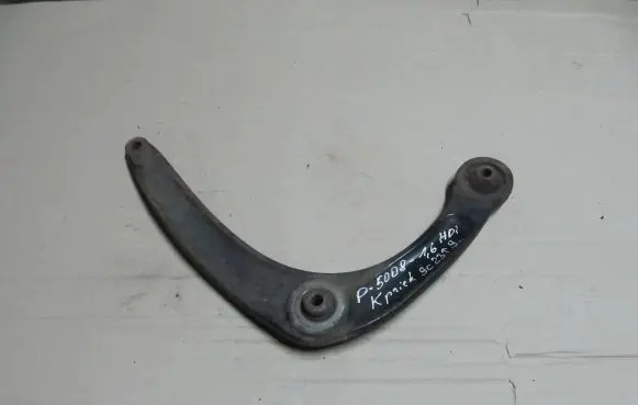 Peugeot 5008 Front lower control arm/wishbone 833548