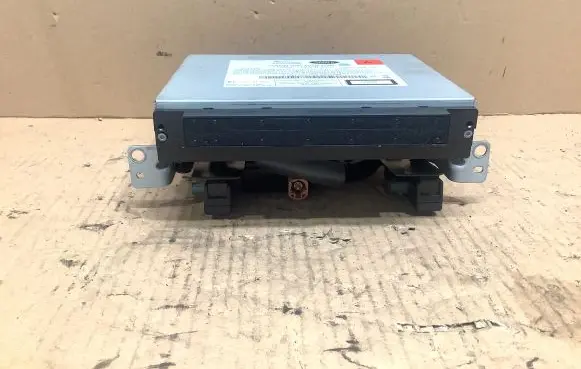 Jaguar XE Radio/CD/DVD/GPS head unit FW9311B608AD FW9319010BC