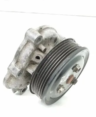 Opel Astra H Water pump