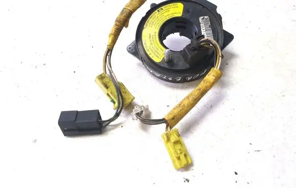 Subaru Forester SF Airbag slip ring squib (SRS ring) 6HL2830884