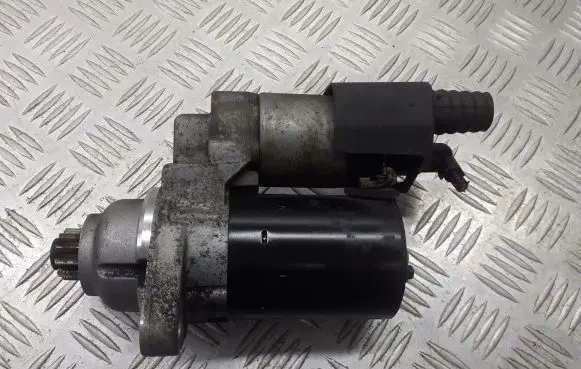 Skoda Octavia Mk2 (1Z) Starter motor 001120408