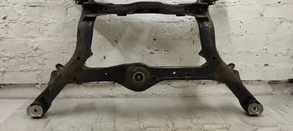 Porsche Macan (95B) Rear subframe 95b505235e