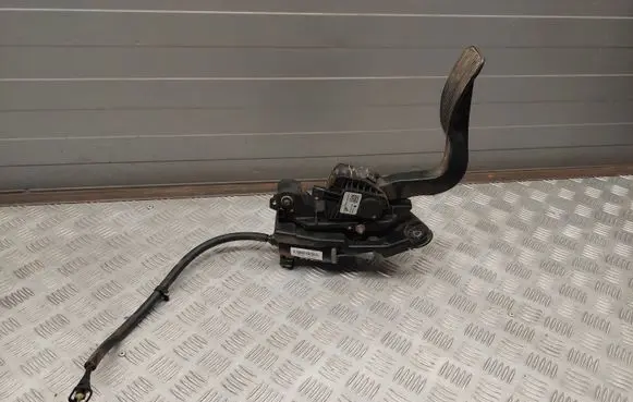 Ford F150 Accelerator throttle pedal FL349F836CD
