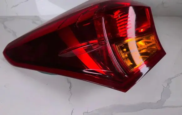 Toyota Auris E180 Rear/tail lights 225830 02267