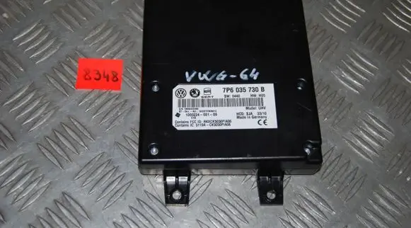 Volkswagen Golf VI Bluetooth control unit module 7P6035730B