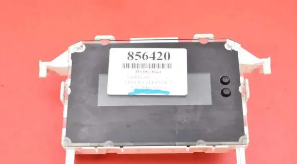 Radio/CD/DVD/GPS head unit