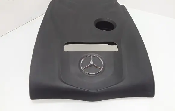 Mercedes-Benz C W205 Engine cover (trim) A2740100167