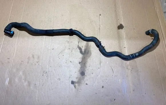 Land Rover Range Rover L405 Engine coolant pipe/hose FPLA8D050CC