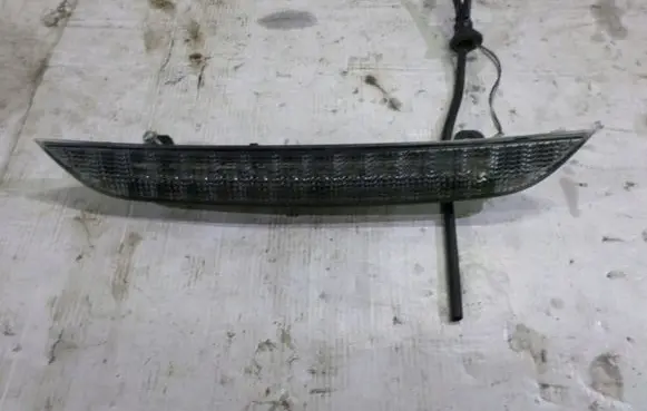 Mitsubishi ASX Third/center stoplight