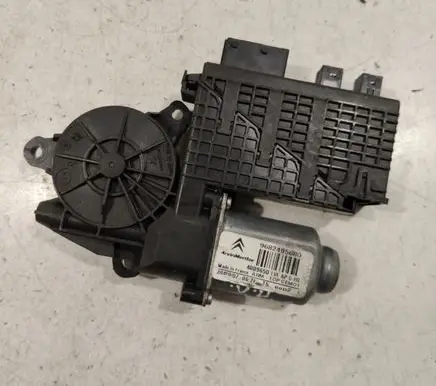Citroen C4 I Picasso Front door window regulator motor 9682495680 400965D