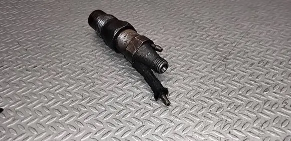 Volkswagen Transporter - Caravelle T4 Fuel injector KCA30S44