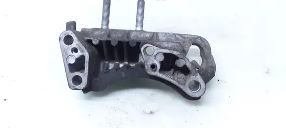 Ford Focus Engine mounting bracket 3M516030AE