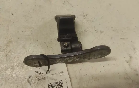 Opel Vectra C Rear door lower hinge