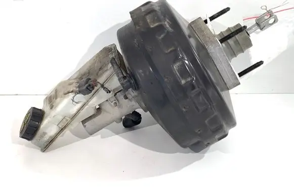 Ford Kuga I Brake booster 8V412B195AC