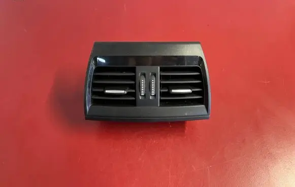 BMW X5 F15 Rear air vent grill 9252012 925201205