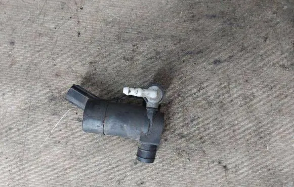 Ford S-MAX Windscreen/windshield washer pump 987079011 LL061086