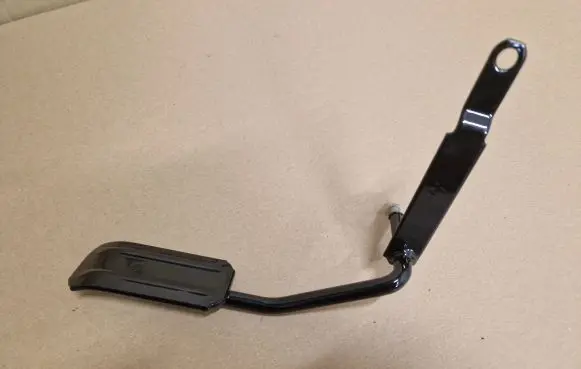 Volkswagen Golf I Accelerator throttle pedal 171721509