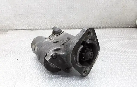 Toyota Avensis Verso Starter motor 2810064430 2280009221