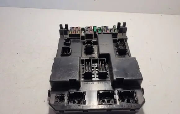 Peugeot 307 Comfort/convenience module 9651196980 9651197680